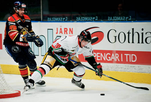 Per-Åge Skröder, Modo, har kontroll på pucken
