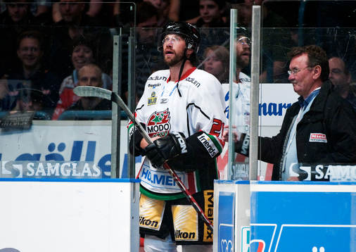 Peter Forsberg, Modo, i utvisningsbåset. Utvisningsbås,