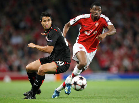 Dudu, Olympiakos och Abou Diaby, Arsenal
