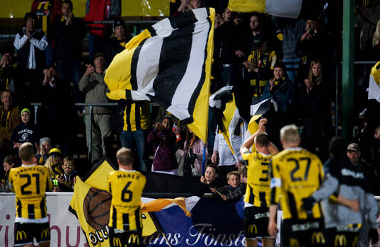 Häcken tackar klacken