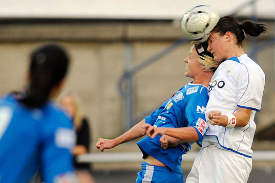 Caroline Seger, Linköping och Francesca Stillhard, Zürich