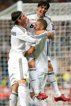 Karim Benzema, Real Madrid, jubel med lagkamrater