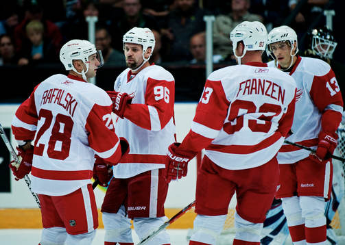 Tomas Holmström och Brian Rafalski, Detroit, jubel