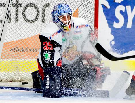 Martin Spångberg, målvakt Växjö släpper in ett mål