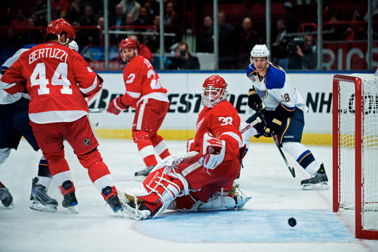 Chris Osgood, målvakt, Detroit, släpper in 3-3