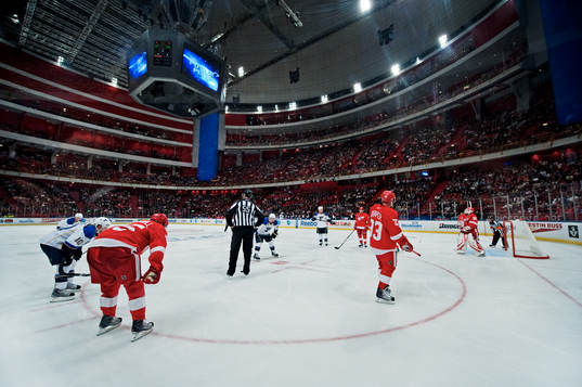 NHL-premiär i Globen