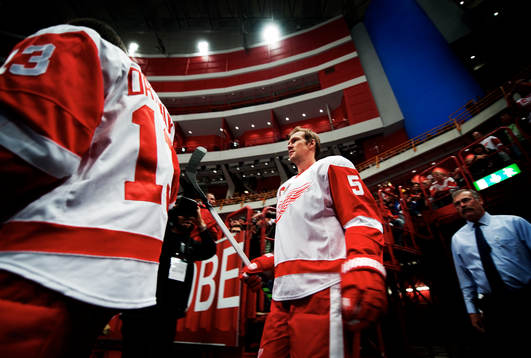 Nicklas Lidström, Detroit, gör intåg på isen