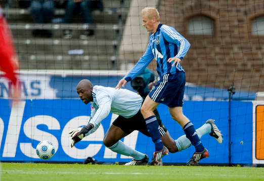 Pa Dembo Touray, målvakt, Djurgården