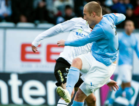 Daniel Larsson, Malmö FF gör ett av sina tre mål