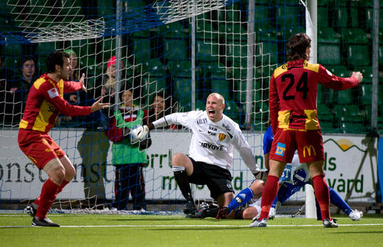 Christian Frealdsson, Målvakt Syrianska är ursinnig