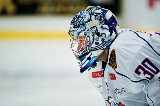 Fredrik Norrena, målvakt