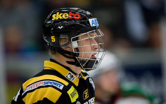 Adam Larsson