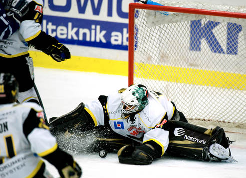Johan Thalberg, Målvakt Västerås räddar