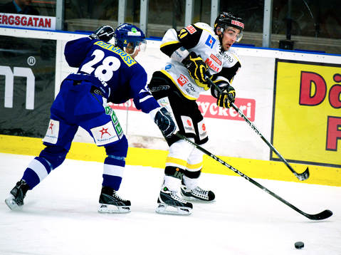 Joakim Mattsson, Sundsvall mot Christian Larrivée,
