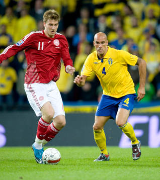 Niclas Bendtner, Danmark och Daniel Majstorovic, Sverige