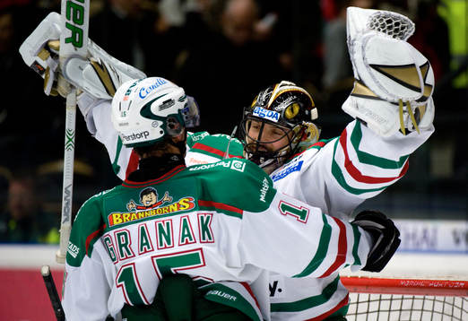 Jürgen Penker, Målvakt Rögle och Dominik Granak jubel