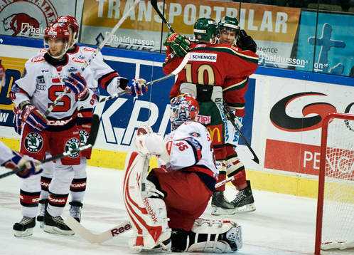 Tobias Viklund, Frölunda, gör 1-0. Jubel
