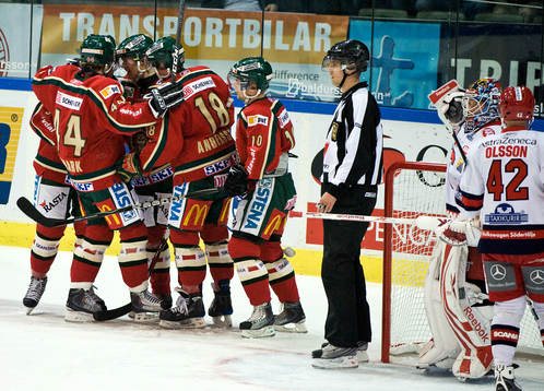 Tobias Viklund, Frölunda, gör 1-0. Jubel