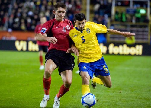 Armend Dallku, Albanien och Behrang Safari, Sverige