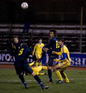 Samuel Aziz, Sverige