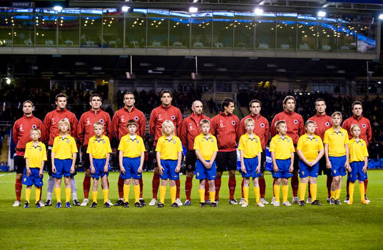 Line-up, Albanien med knattar
