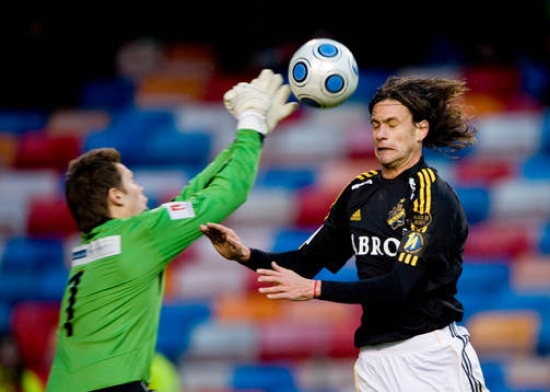 Iván Obolo och Mattias Hugosson, målvakt, Gefle