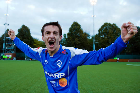 Haris Radetinac, Åtvidaberg, jubel. Åtvidaberg klara för