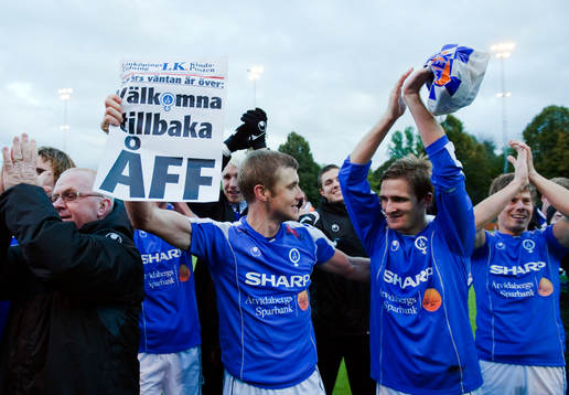 Daniel Johansson och Jesper Arvidsson, Åtvidaberg, jubel