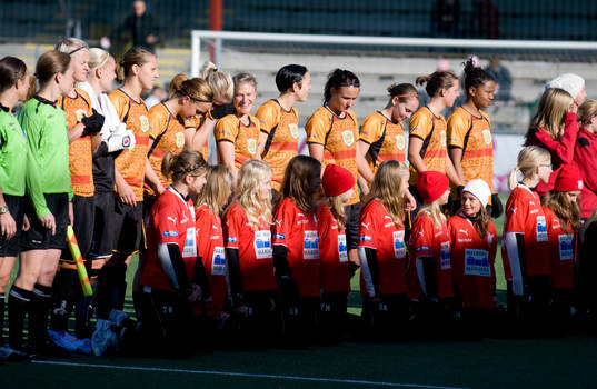 Fotboll, dam, Damallsvenskan, Ldb Malmö  har nya tröjor