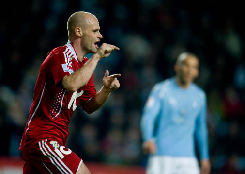 Thomas Olsson, Göteborg gjorde 1-0 till Göteborg. Jubel.