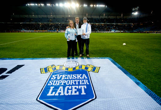 Helen Johansson och Martin Grahn belönades med diplom av