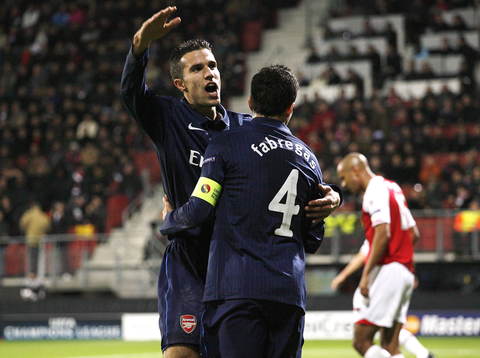 Cesc Fabregas och Robin Van Persie, Arsenal (Jubel)