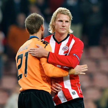 Ola Toivonen, PSV och Johan Wiland, målvakt, Köpenhamn