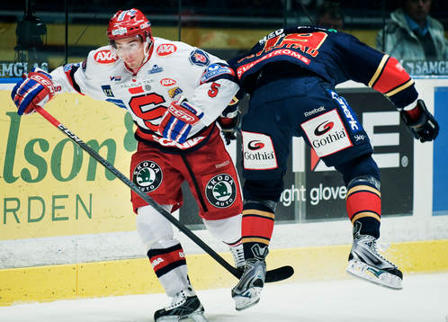 Lukas Kilström, Södertälje, bjuder Jimmie Ölvestad,