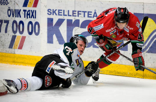 Johan Andersson, Färjestad stoppar Alexander Bonsaksen,