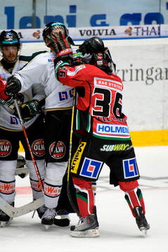 Mats Zuccarello-Aasen, Modo i slagsmål med Anders