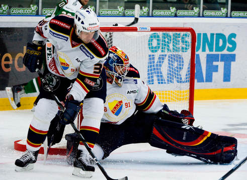 Timmy Pettersson och Gustaf Wesslau, målvakt