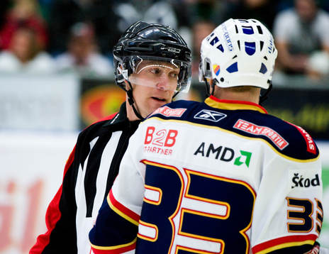 Morgan Johansson, domare