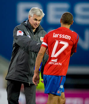 Nanne Bergstrand, tränare Kalmar tackar Henrik Larsson