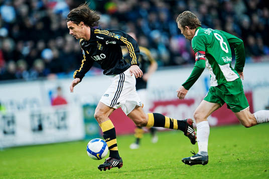 Fredrik Söderström, Hammarby, jagar Iván Obolo, AIK