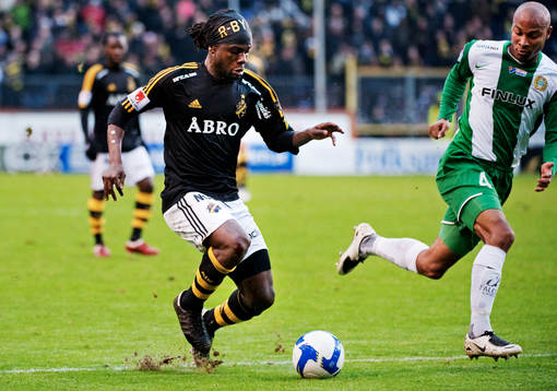 Martin Kayongo Mutumba, AIK, i ett anfall