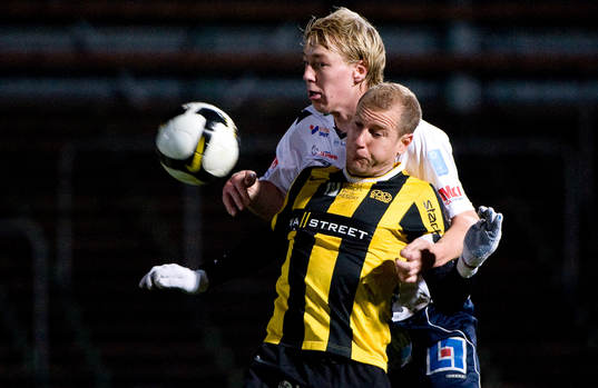 Jonas Henriksson, Häcken. Olof Mård, Gefle