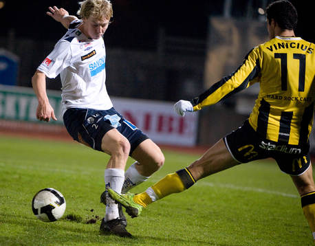 Olof Mård, Gefle. Vinicius Lopes Souto, HÄcken