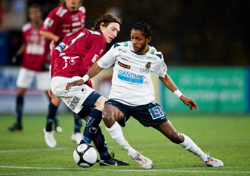 Markus Gustafsson, Örgryte och Yannick Bapupa, Gefle