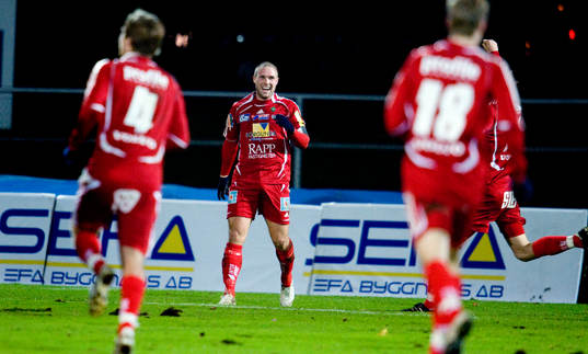Gustav Karlsson, jubel Skövde