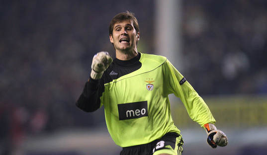 Julio Cesar, målvakt, glädje, jubel över första målet