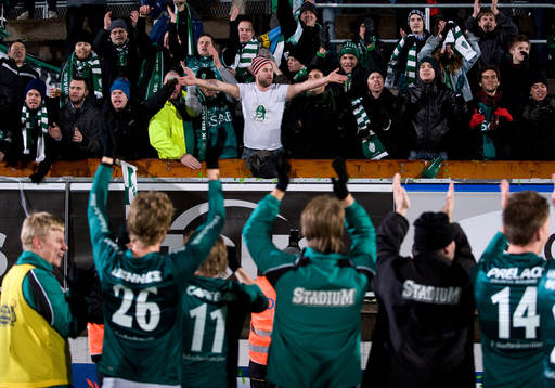 Bläddra bland fler bilder av Fotboll, Superettan, Qviding - Brage