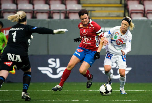 Sanna Valkonen, Örebro och Caroline Seger, Linköping