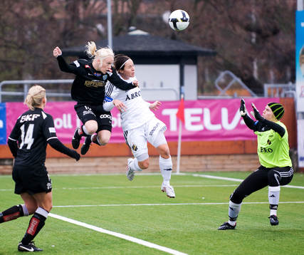 Linnéa Liljegärd, Göteborg, gör 1-0 bakom Maja