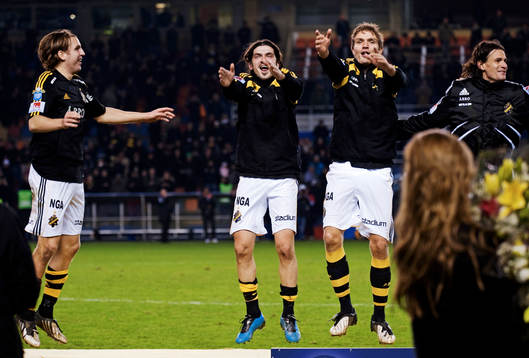 Nils-Eric Johansson, Bojan Djordjic och Jos Hooiveld, AIK,